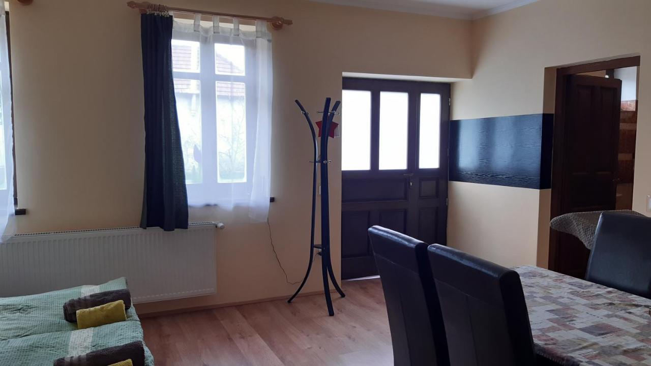 Hotel Bajusz Vendeghaz Tornyosnémeti Zewnętrze zdjęcie